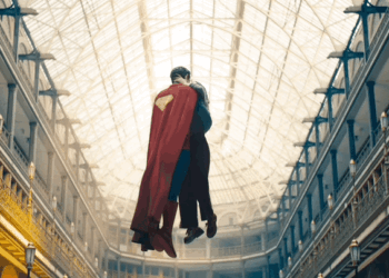 Superman ganha novo trailer com cenas inéditas; assista