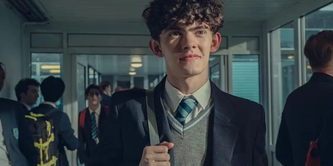 Joe Locke se despede de Heartstopper com emocionante foto dos bastidores