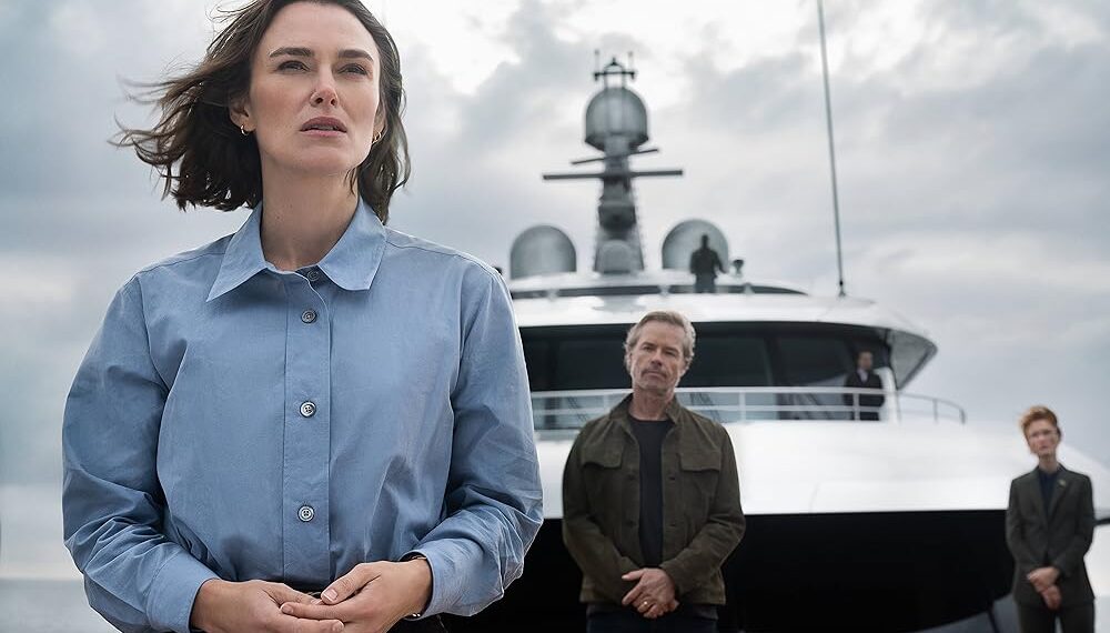 A Mulher na Cabine 10: Novo suspense com Keira Knightley ganha imagens inéditas e data de estreia na Netflix