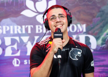 Jetlag nos pegou forte”, revela Tatu da FURIA após vitória sobre Cloud9