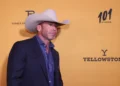 Taylor Sheridan Assina Contrato Bilionário com NBCUniversal e Deixa Paramount