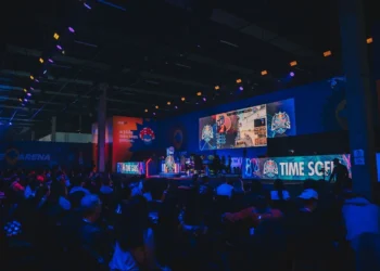 CCXPlay by Red Bull na CCXP25: Tudo sobre Tetris, F1, Games e Influenciadores no Maior Festival Geek do Brasil