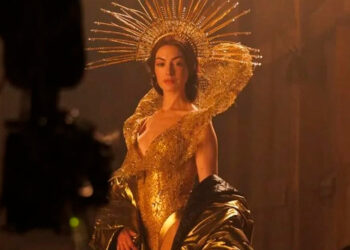 Trailer de ‘Mother Mary’ Revela Anne Hathaway como Estrela Pop em Luta Contra Forças Sobrenaturais