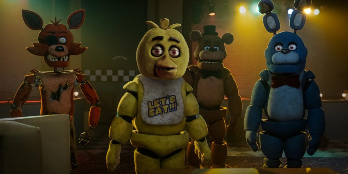 Five Nights at Freddy’s 2 Crítica: O Peso da Mitologia e os Sustos Perdidos na Sequência de Blumhouse
