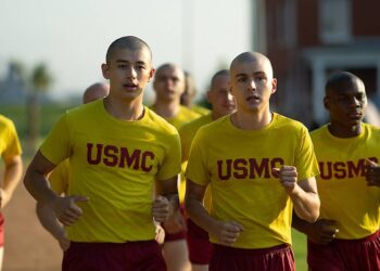 Netflix Cancela Série “Boots”: Polêmica com o Pentágono e Audiência Não Evitam Fim Após 1ª Temporada